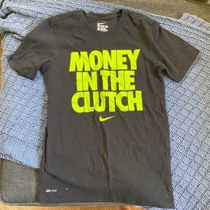 ❗️3 for $25❗️Nike Tee